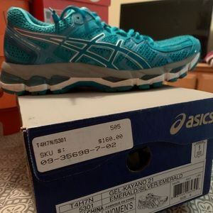 Women’s Asics